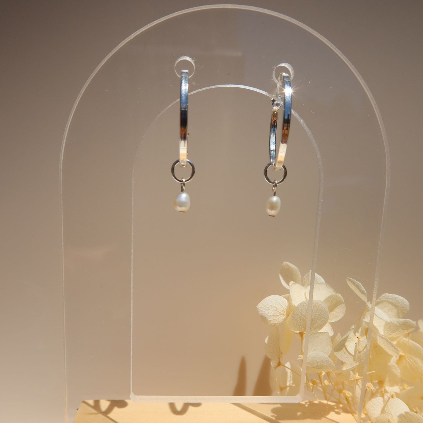 Little Pearlfect Earrings