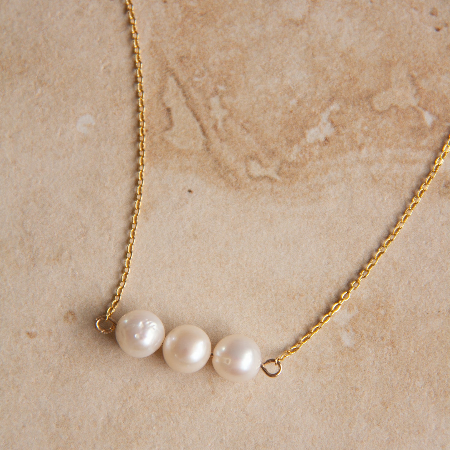 La Familia Pearl Necklace